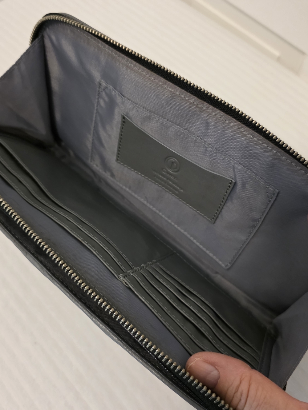Gwen Convertible Grey & Black Leather Clutch Bag, Versatile Zip Close - Picture 6 of 16